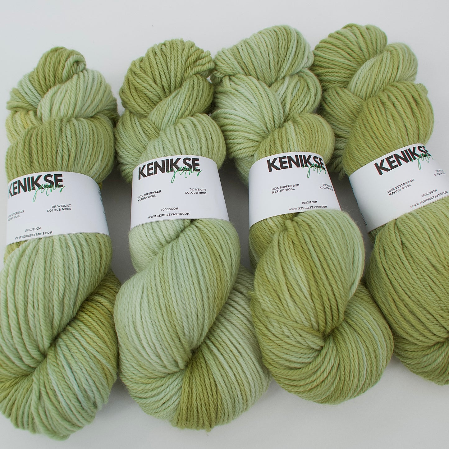 DK Superwash Merino Wool Yarn 100g in colour Moss