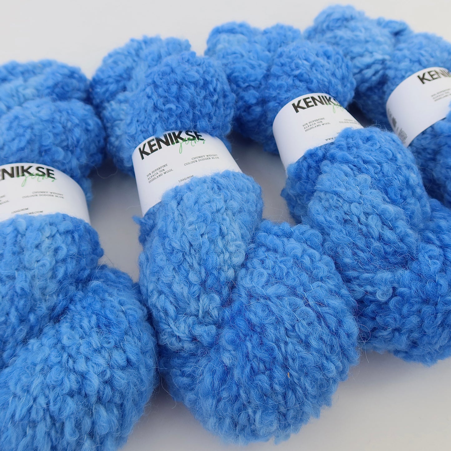 Chunky Alpaca and Highland Wool Yarn 100g in colour Dodger Blue