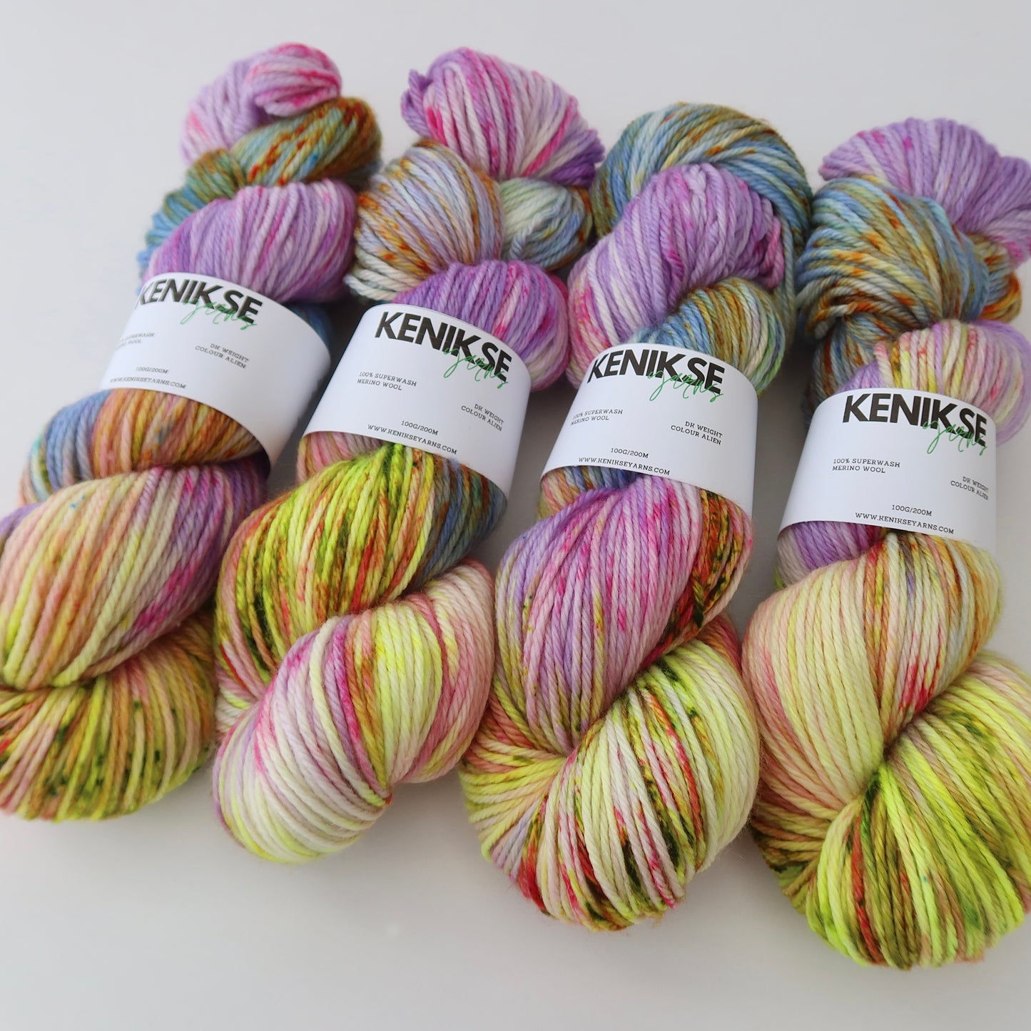 DK Superwash Merino Wool Yarn 100g in colour Alien