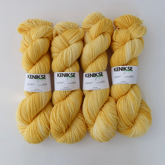 DK Superwash Merino Wool Yarn 100g in colour Honeydew