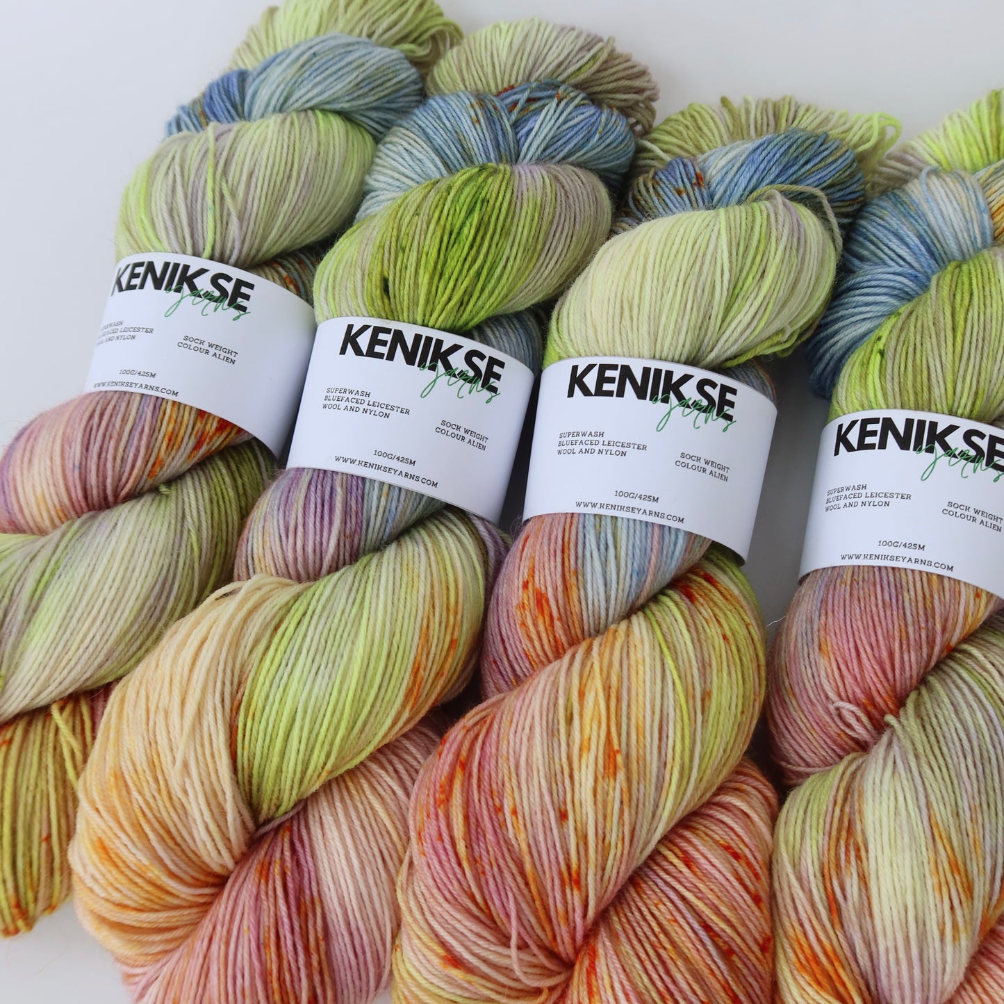 4-ply Superwash Bluefaced Leicester Wool and Nylon Yarn 100g in colour Alien