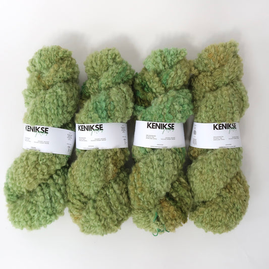 Chunky Alpaca and Highland Wool Yarn 100g in colour Forest Green