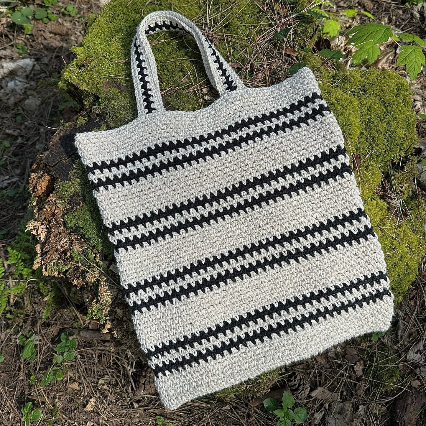 Crochet Laken Tote Bag Pattern