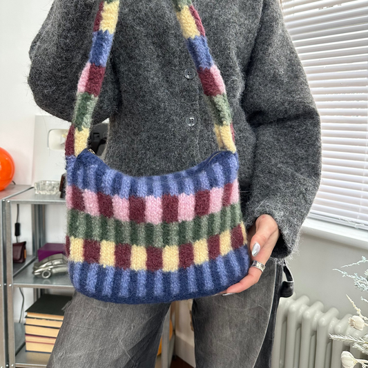 Knit felted fragment bag pattern