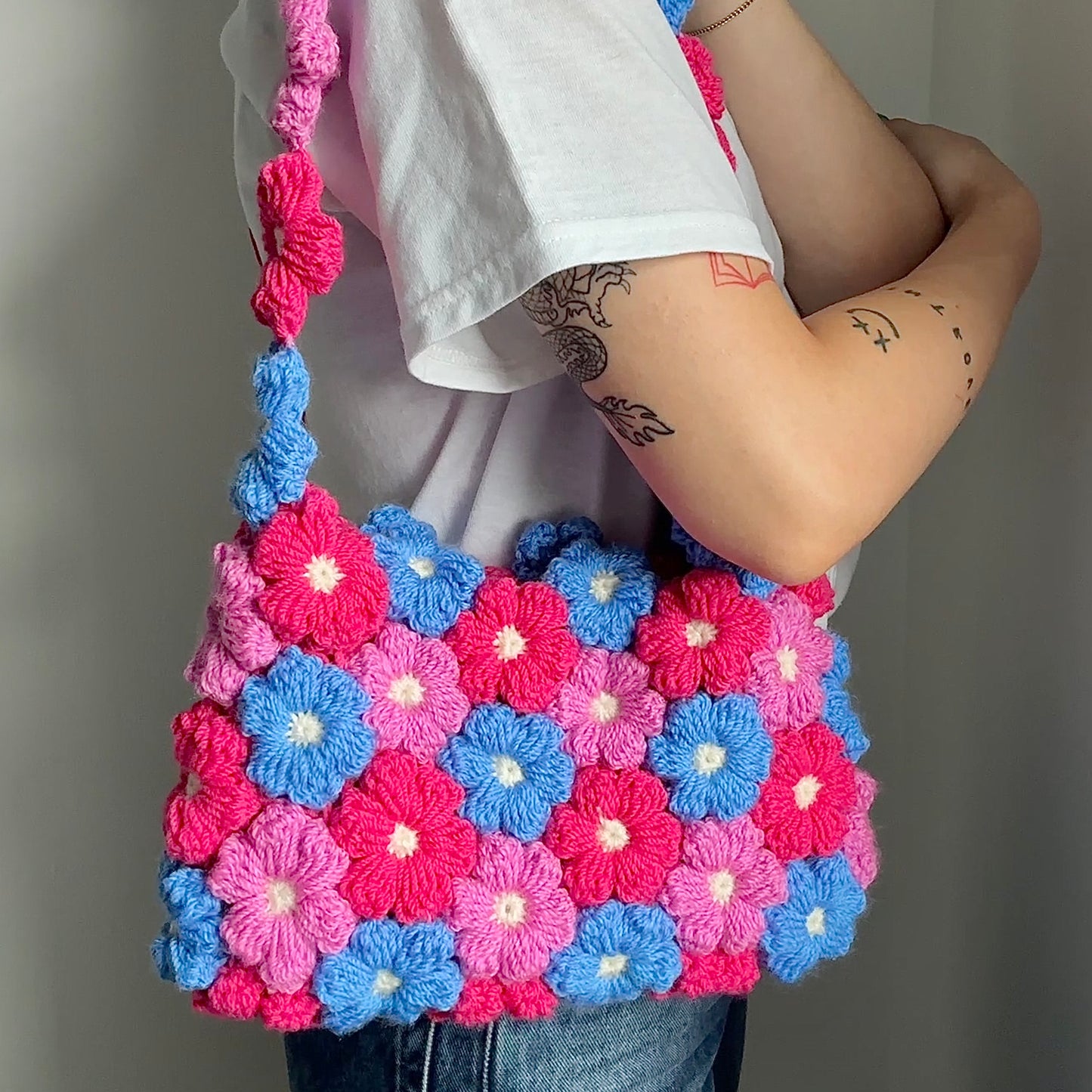 Crochet Puff Flower Handbag Pattern