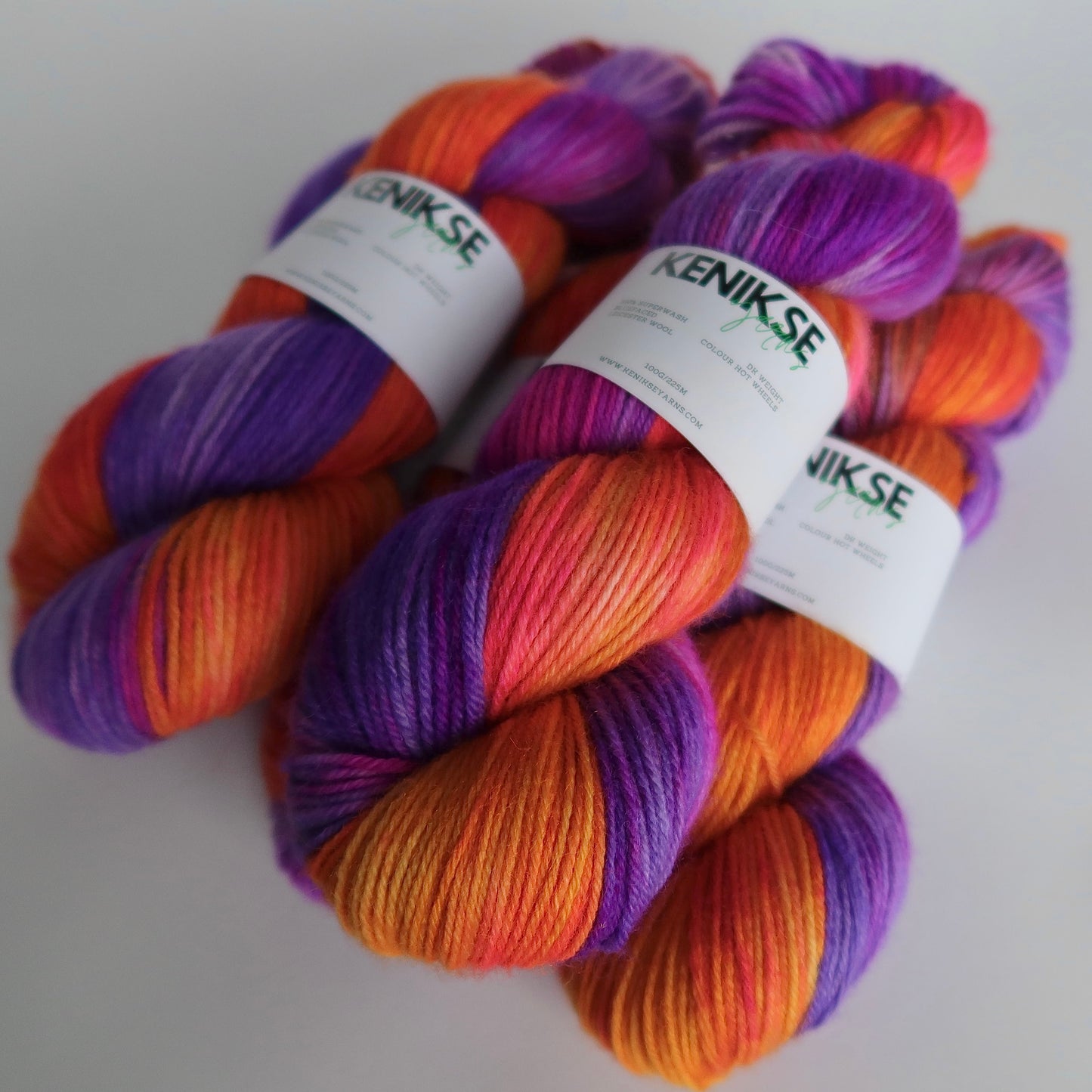 DK Superwash Bluefaced Leicester Wool Yarn 100g in colour Hot Wheels