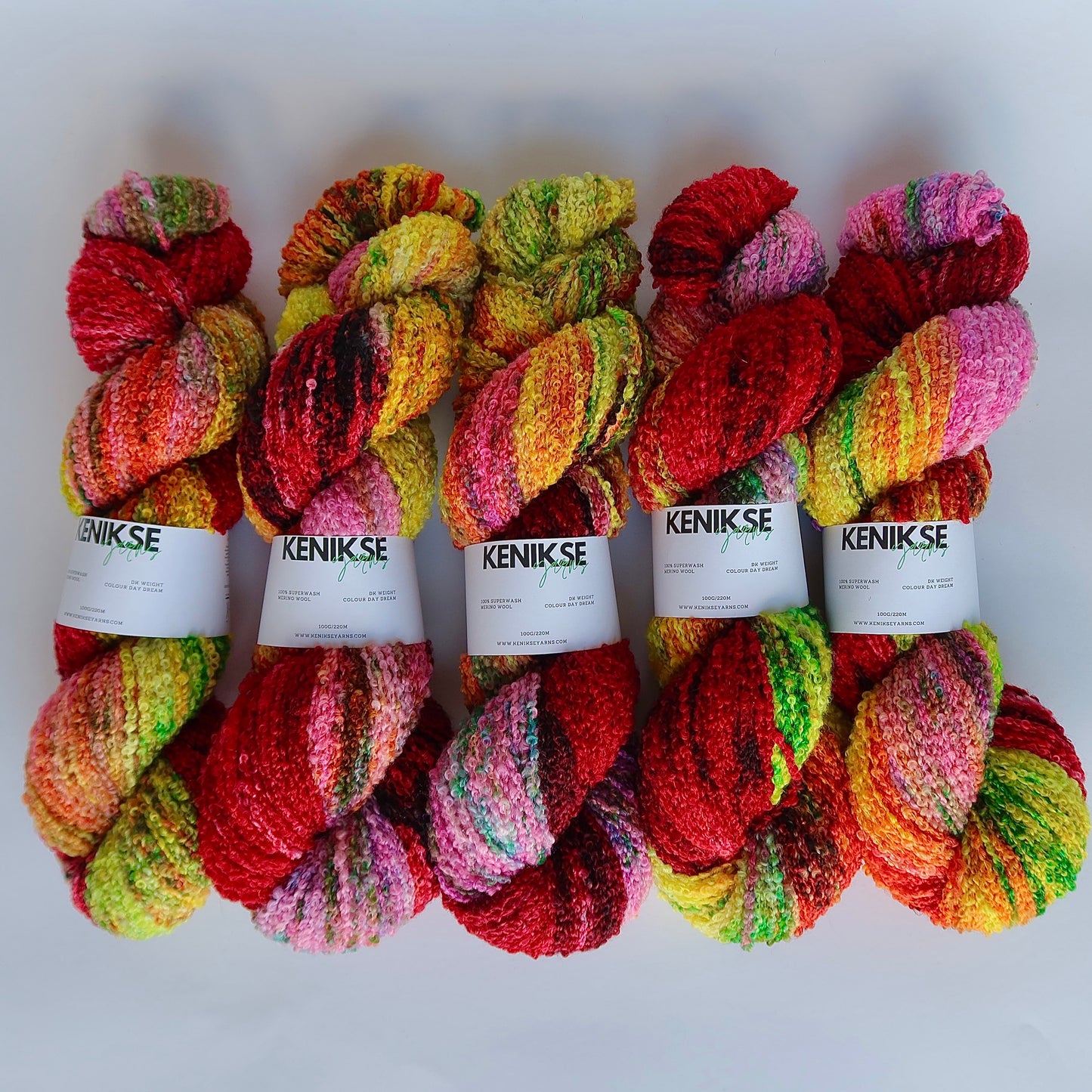 DK Superwash Merino Boucle Wool 100g in colour Day Dream