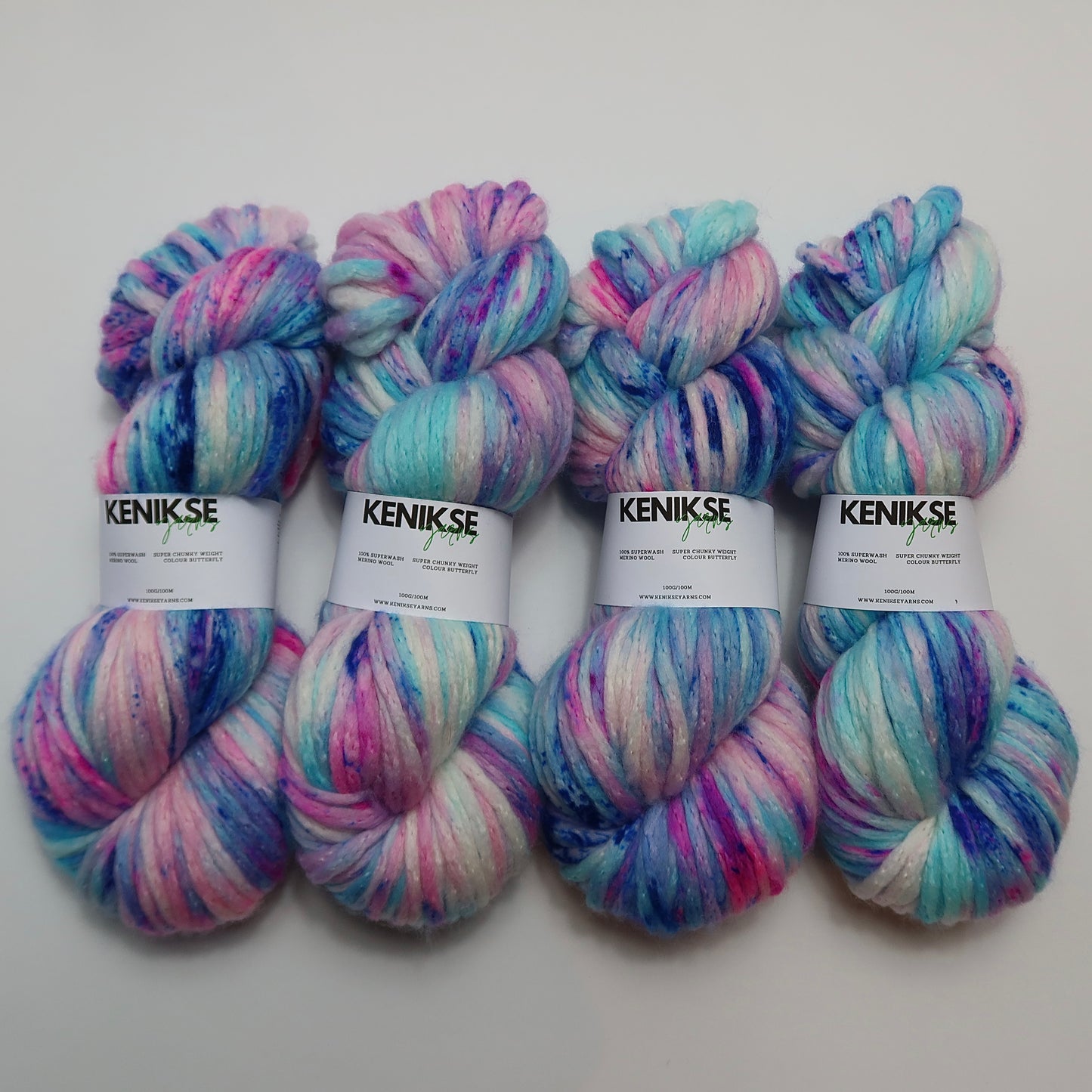 Super Chunky Superwash Merino Wool Yarn 100g in colour Butterfly