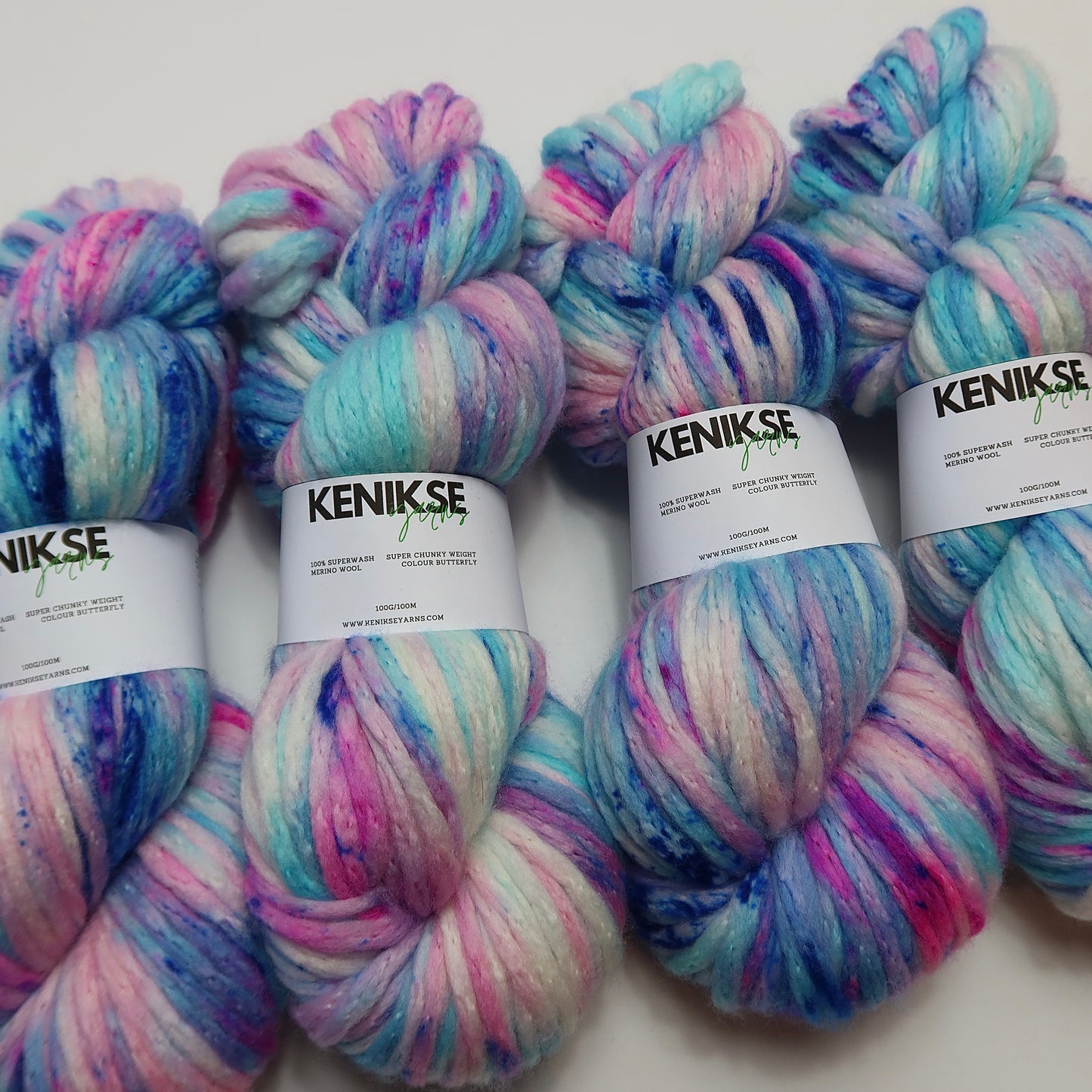 Super Chunky Superwash Merino Wool Yarn 100g in colour Butterfly