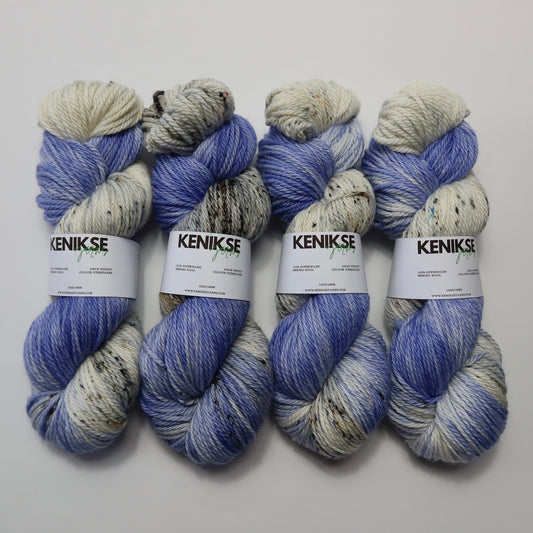 Aran Superwash Merino Wool Yarn 100g in colour Icebreaker