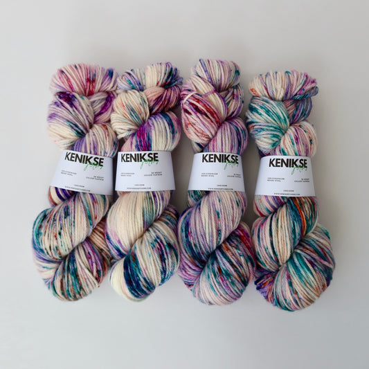 DK Superwash Merino Wool Yarn 100g in colour Tantrum