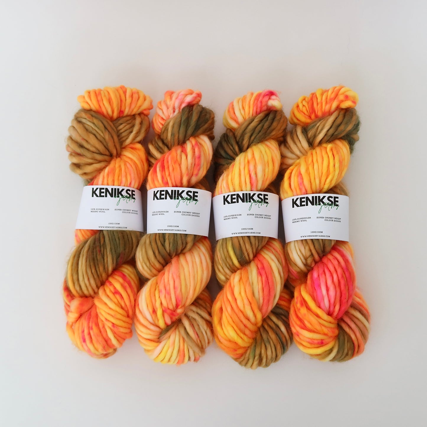 Super Chunky Superwash Merino Wool Yarn 100g in colour Sahara