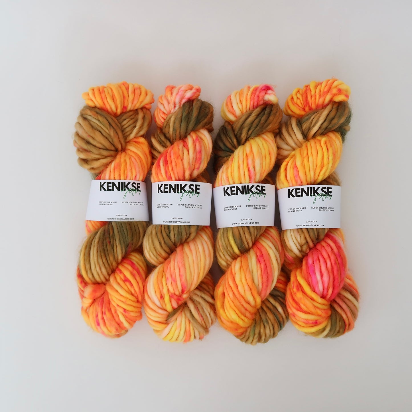 Super Chunky Superwash Merino Wool Yarn 100g in colour Sahara