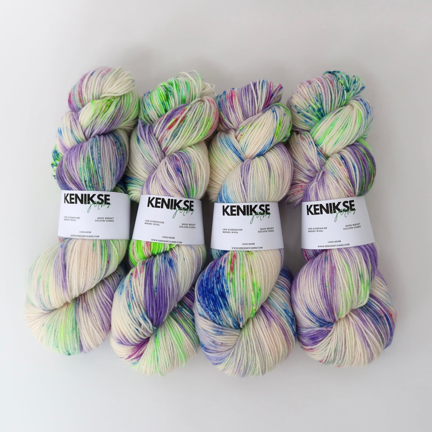 4-ply Superwash Merino Wool Yarn 100g in colour Cassis