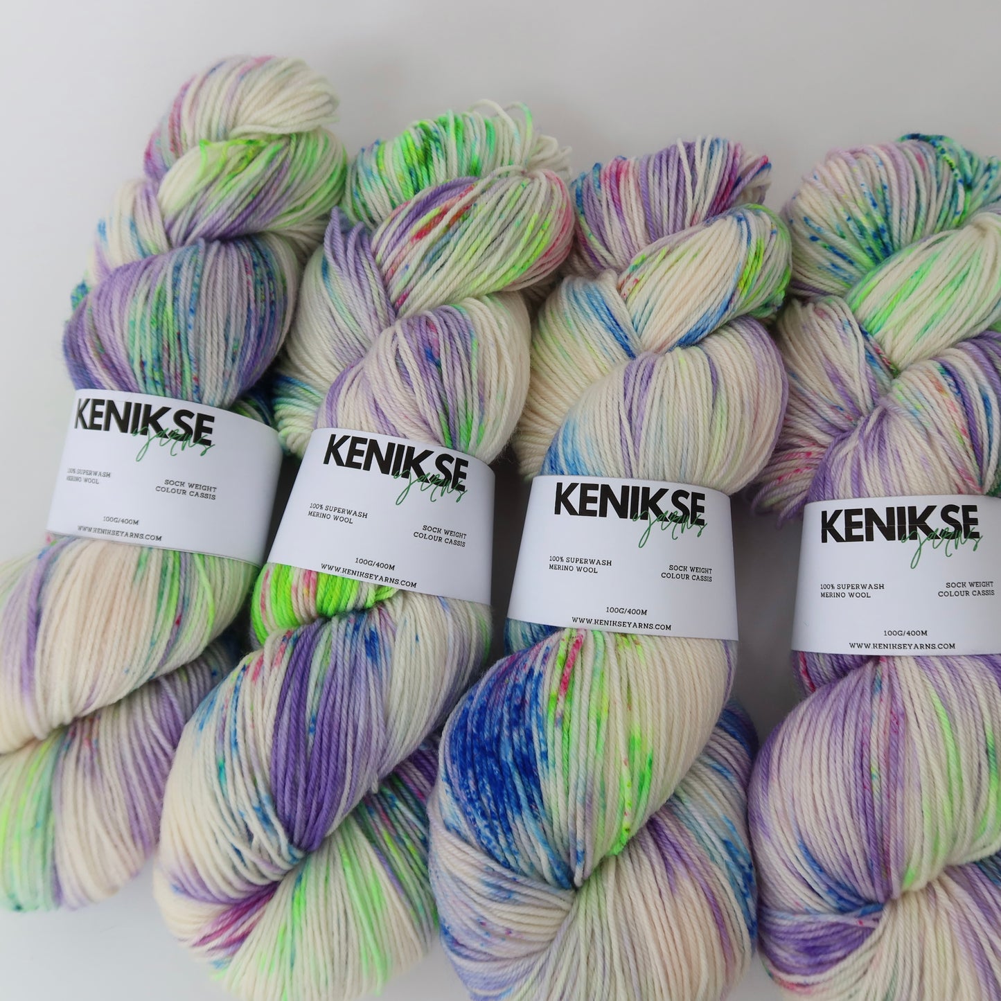 4-ply Superwash Merino Wool Yarn 100g in colour Cassis