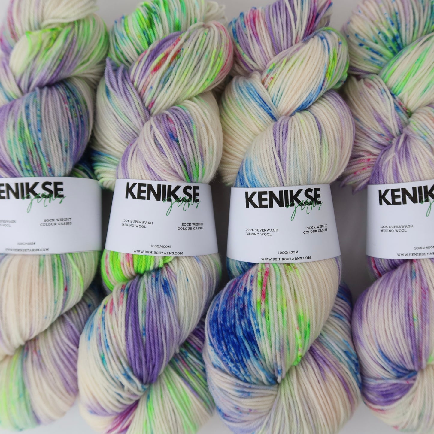 4-ply Superwash Merino Wool Yarn 100g in colour Cassis