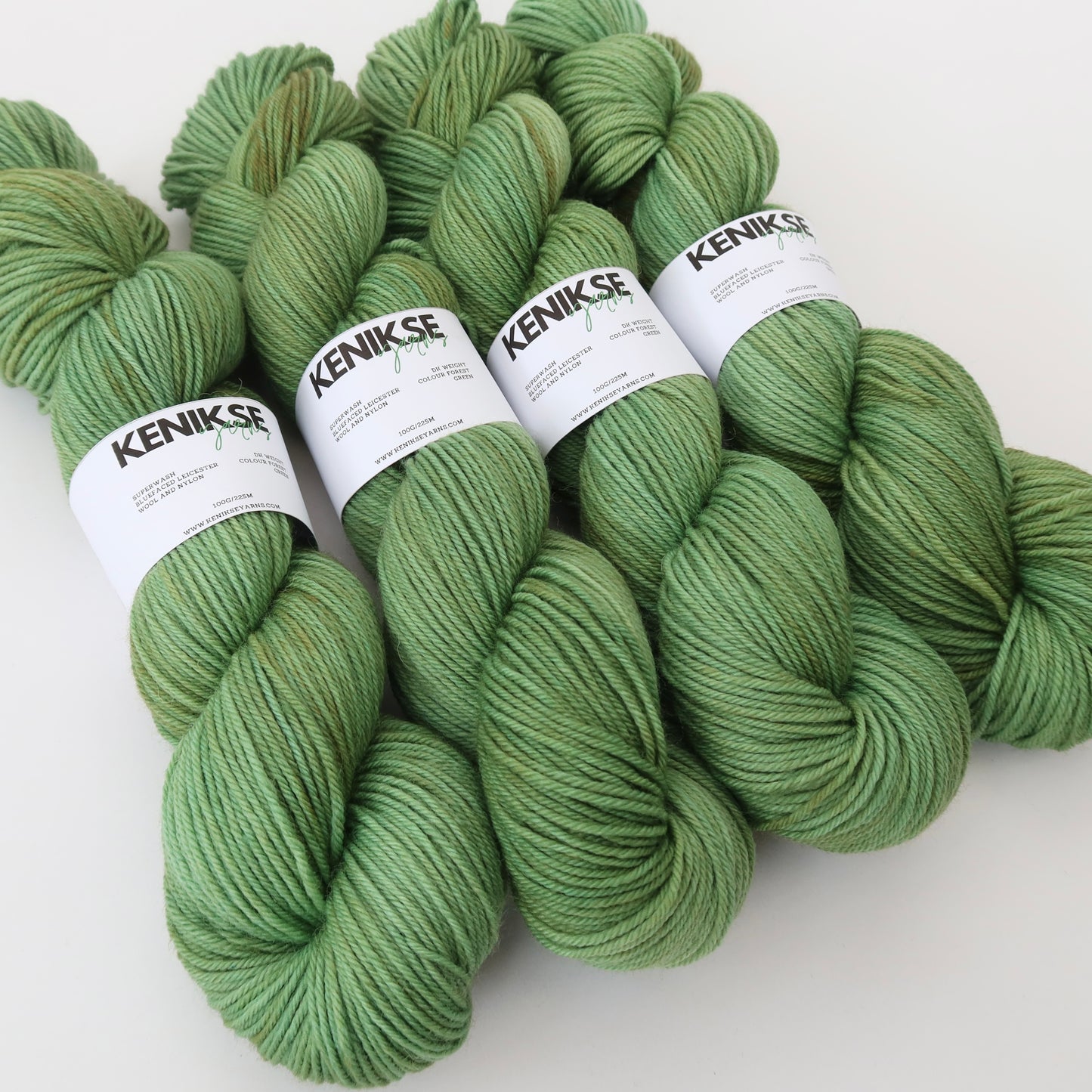 DK Superwash Bluefaced Leicester Wool and Nylon Yarn 100g in colour Forest Green