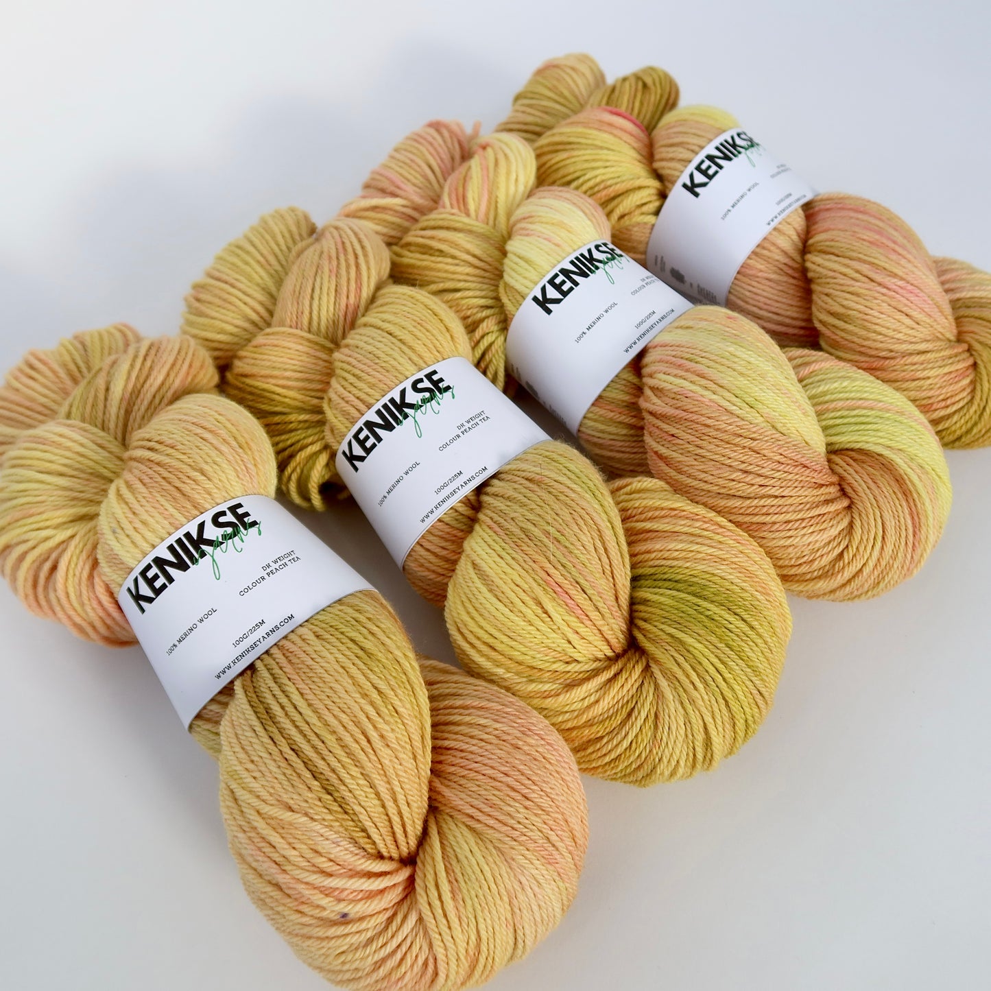 DK Merino Wool Yarn 100g in colour Peach Tea