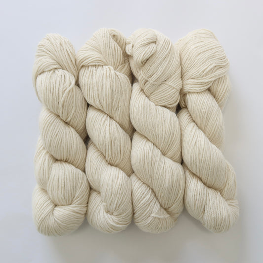 DK Baby Alpaca Yarn 100g undyed