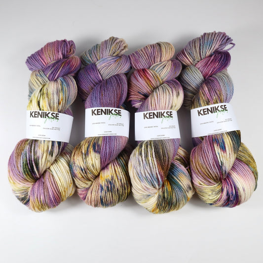DK Merino Wool Yarn 100g in colour Dark Matter