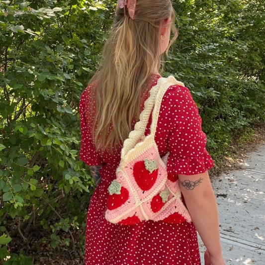 Crochet Strawberry Granny Square Tote Bag Pattern